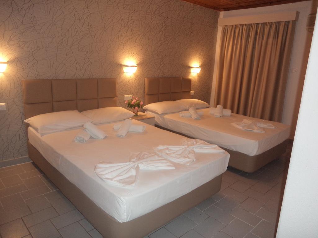 Villa Nikolas Paralia Katerinis Bilik gambar