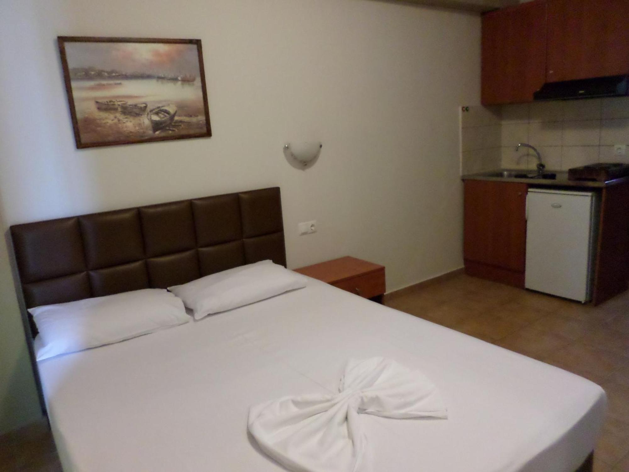 Villa Nikolas Paralia Katerinis Bilik gambar